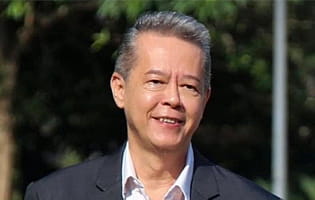 General Manager Vichai Chaiprasert